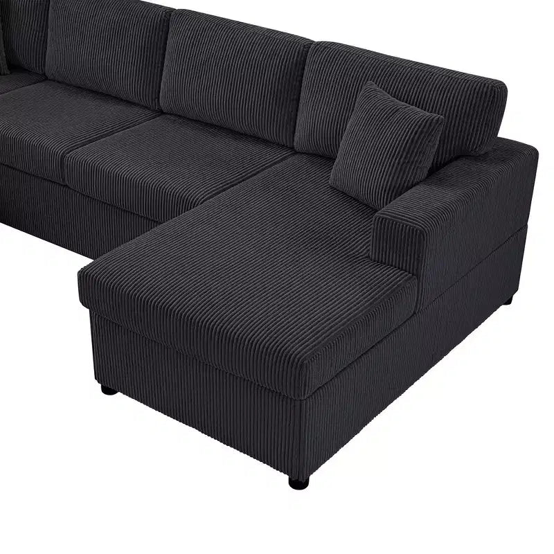 Divano componibile oversize in velluto a coste con chaise longue e tre morbidi cuscini decorativi