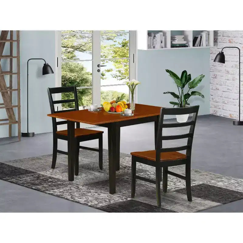 Tavolo da pranzo a 5 pezzi con piano in legno massello finitura mogano e 4 sedie